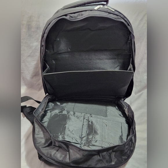 Gaming eSports Laptop Carry On Travel Backpack With Controller Foam Insert - Picture 13 of 16